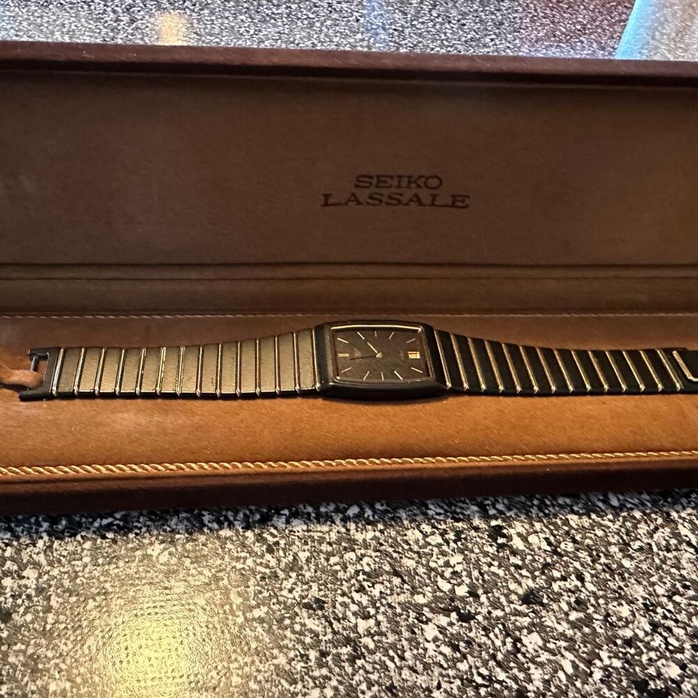 Vintage Seiko Lassale 7759-5039 Black Gold Retro Mens Watch Excellent Condition